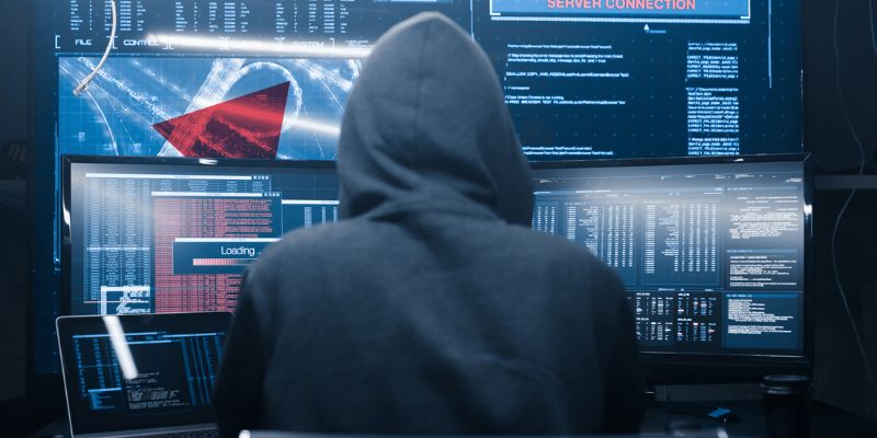 Các phần mềm hack có thể khiến khóa account nếu bị phát hiện